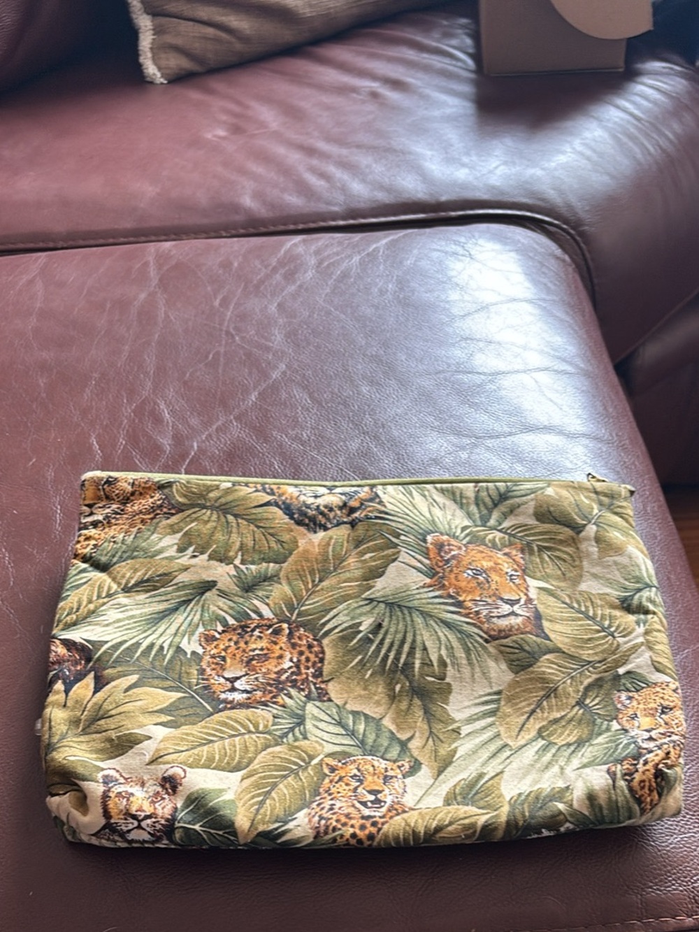 Celebrity Leopard Jungle Print Zippered Makeup Bag (C-1)